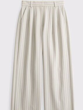 Abercrombie & Fitch | Curve Love Sloane High Rise Tailored Wide Leg Pant